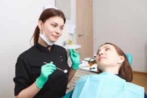 dental-hygienist