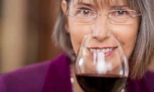Are-Your-Veneers-Safe-from-Grape-Juice-and-Red-Wine